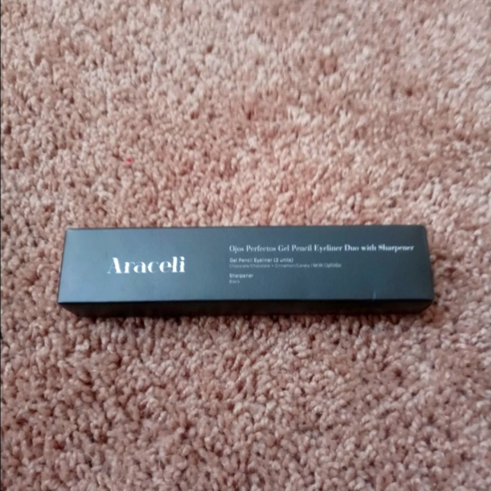 Araceli Eyeliner